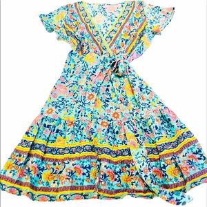 NWT CUPSHE FLORAL WRAP DRESS L